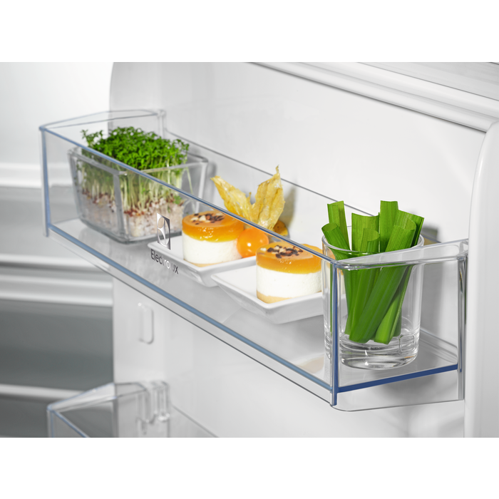 Electrolux - Combinado de integrar - KNS5LE18S