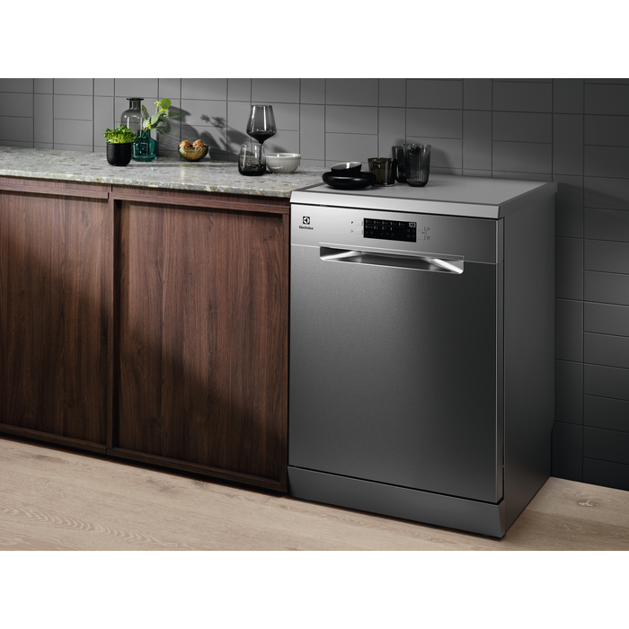 Electrolux - Máquina de lavar loiça de livre instalação - ESS47420SX