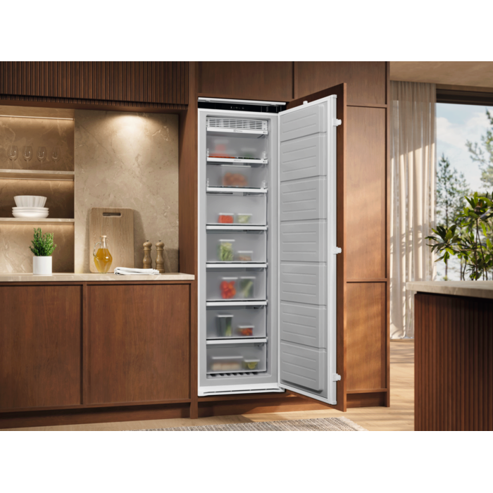 Electrolux - Arca vertical de integrar - EUN7NE18S