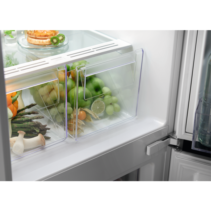 Electrolux - Combinado de integrar - LNT6NE18S