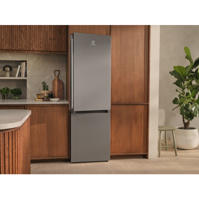 Electrolux - Combinado de livre instalação - LNT6MD32U