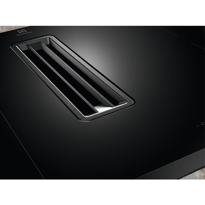 Electrolux - Placa com exaustor integrado - KCC83443