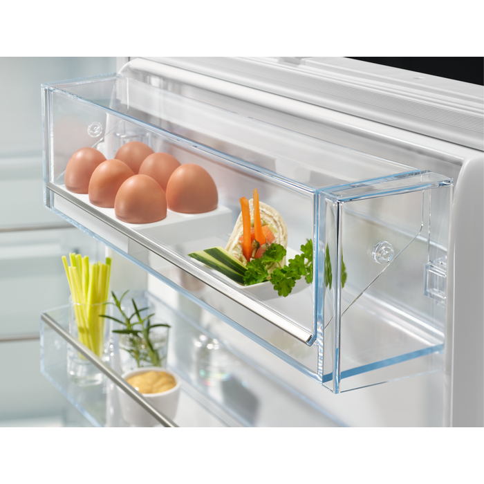 Electrolux - Combinado de integrar - ENG7TD18S
