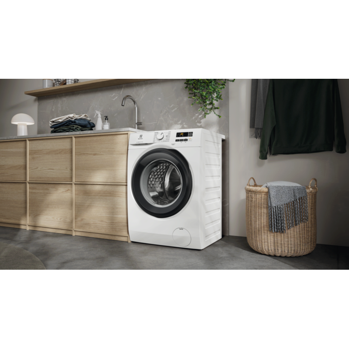 Electrolux - Máquina de lavar carga frontal - EFI6114O2B