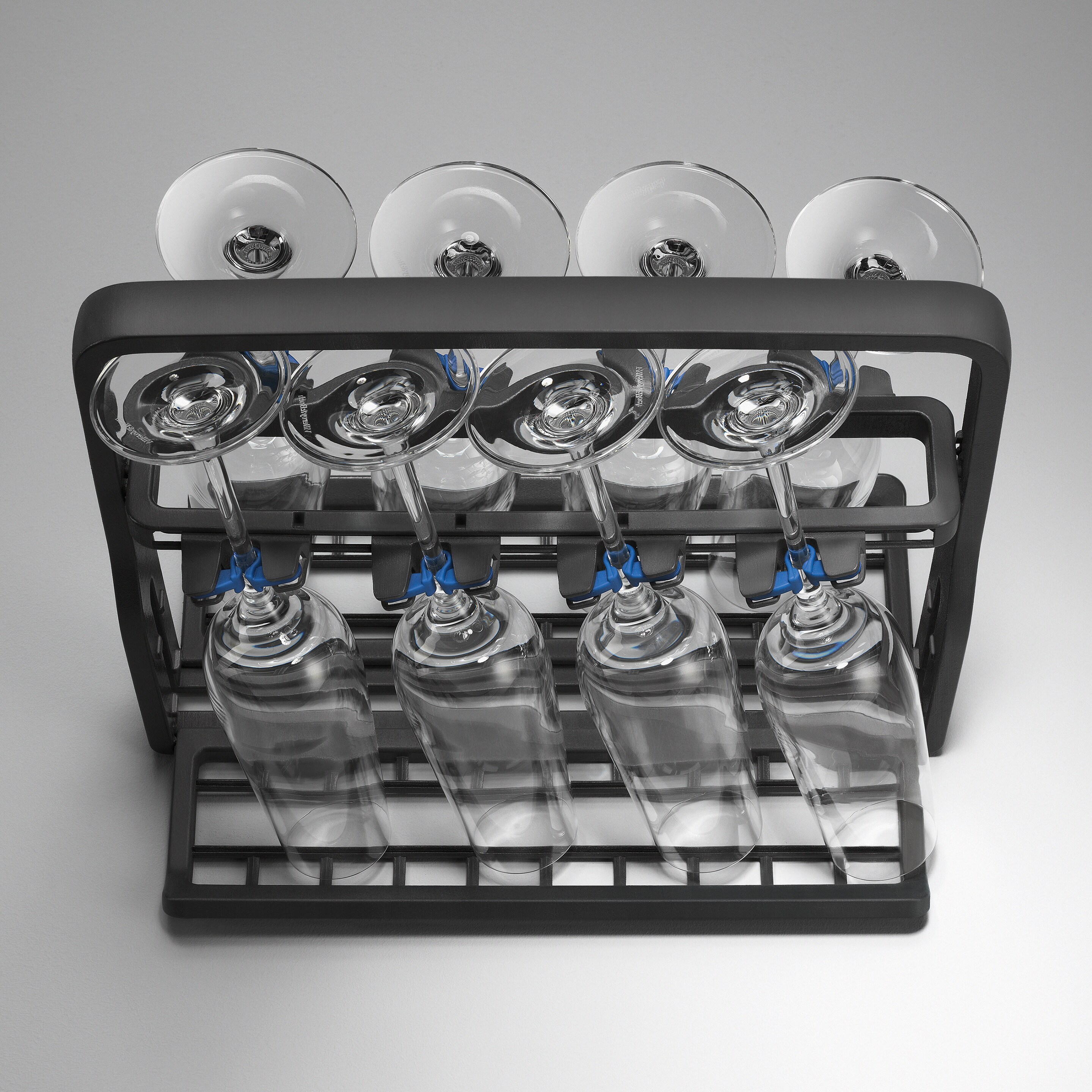 Cesto de copos da Electrolux com 8 copos de champanhe